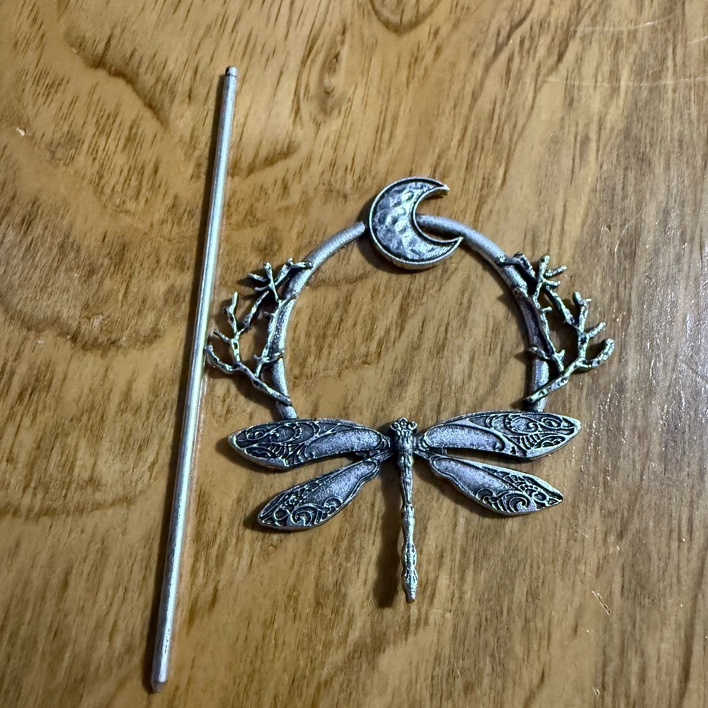 Silver Dragonfly Hairpin - Picture 2 of 2